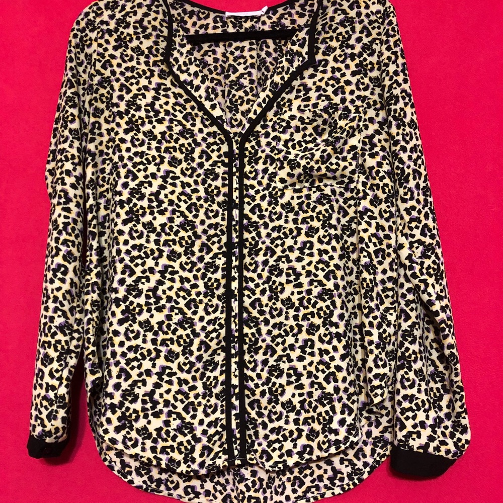 Lush multi colored leopard animal print